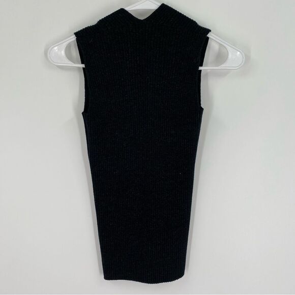 New York & Company Women’s V Neck Ribbed Knit Sleeveless Sweater Blouse size XS - Picture 3 of 3